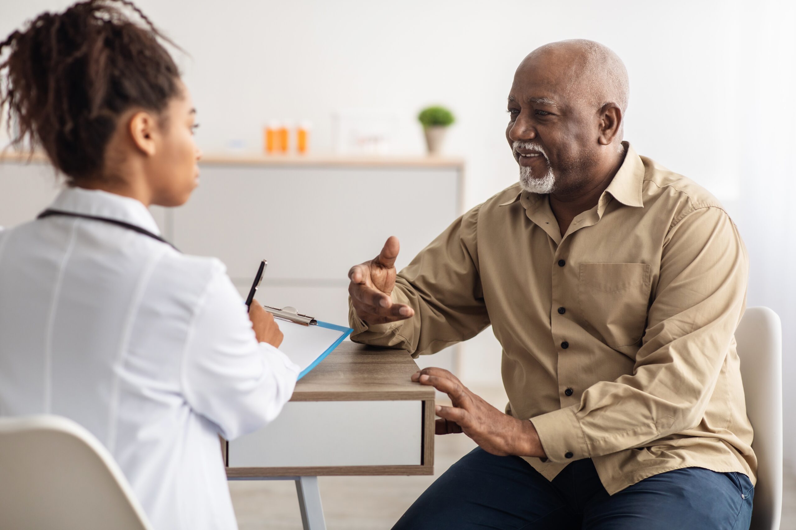 Healthcare,,Geriatric,Medicine,,Medical,Check,Up.,Senior,Man,Visiting,Doctor